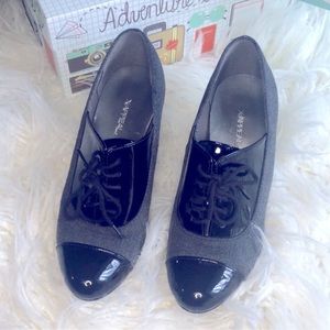 Black heels for @chey0313